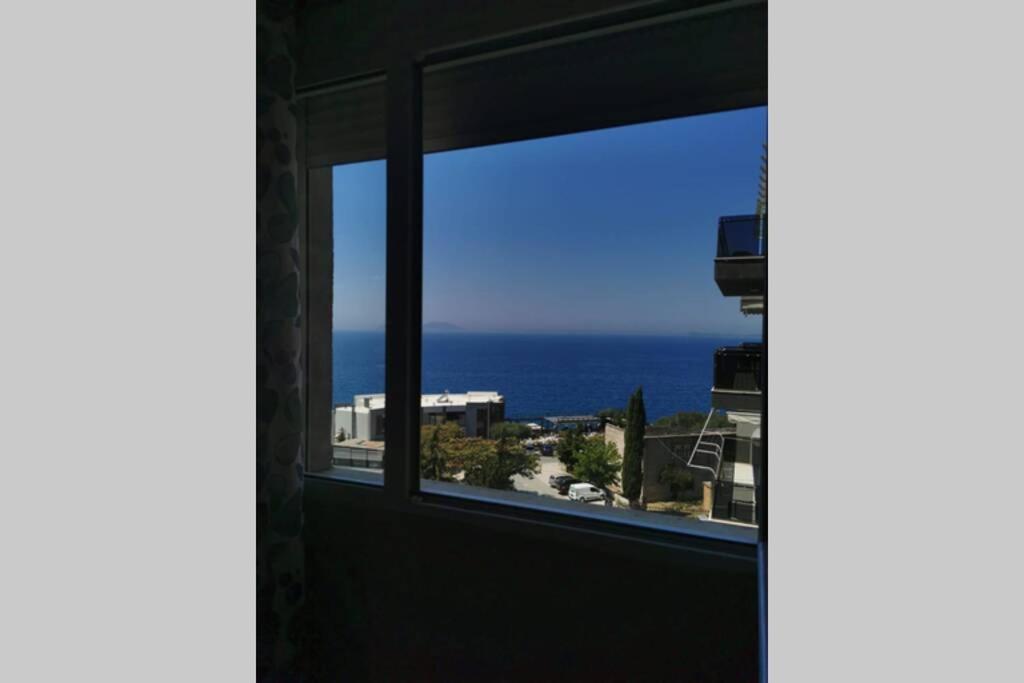 Spectacular Seaview Apartment Vlore Luaran gambar
