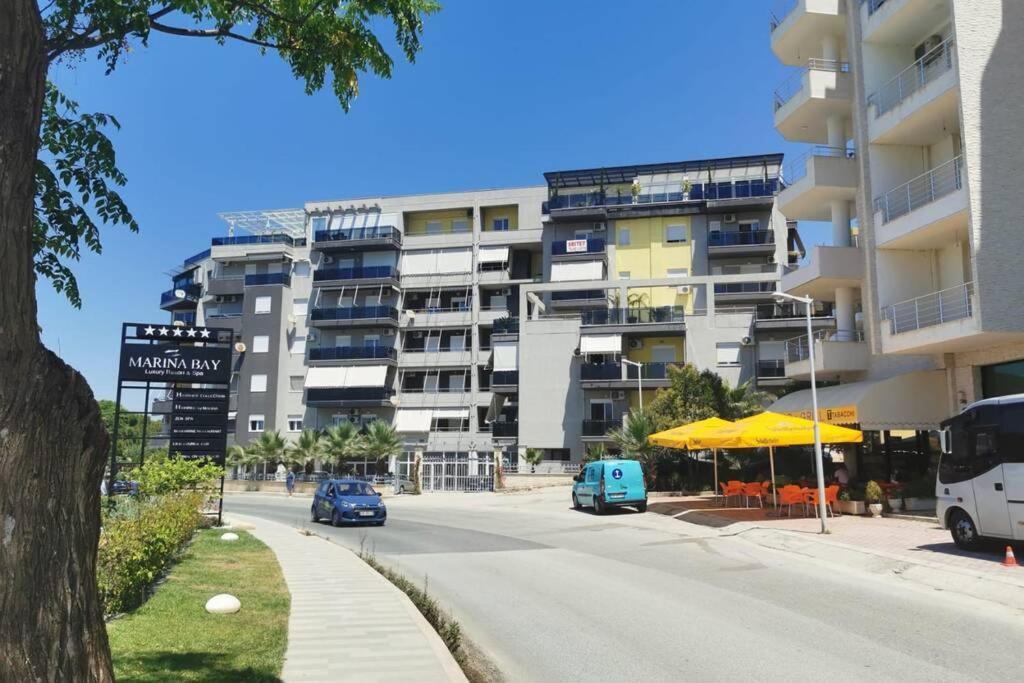 Spectacular Seaview Apartment Vlore Luaran gambar