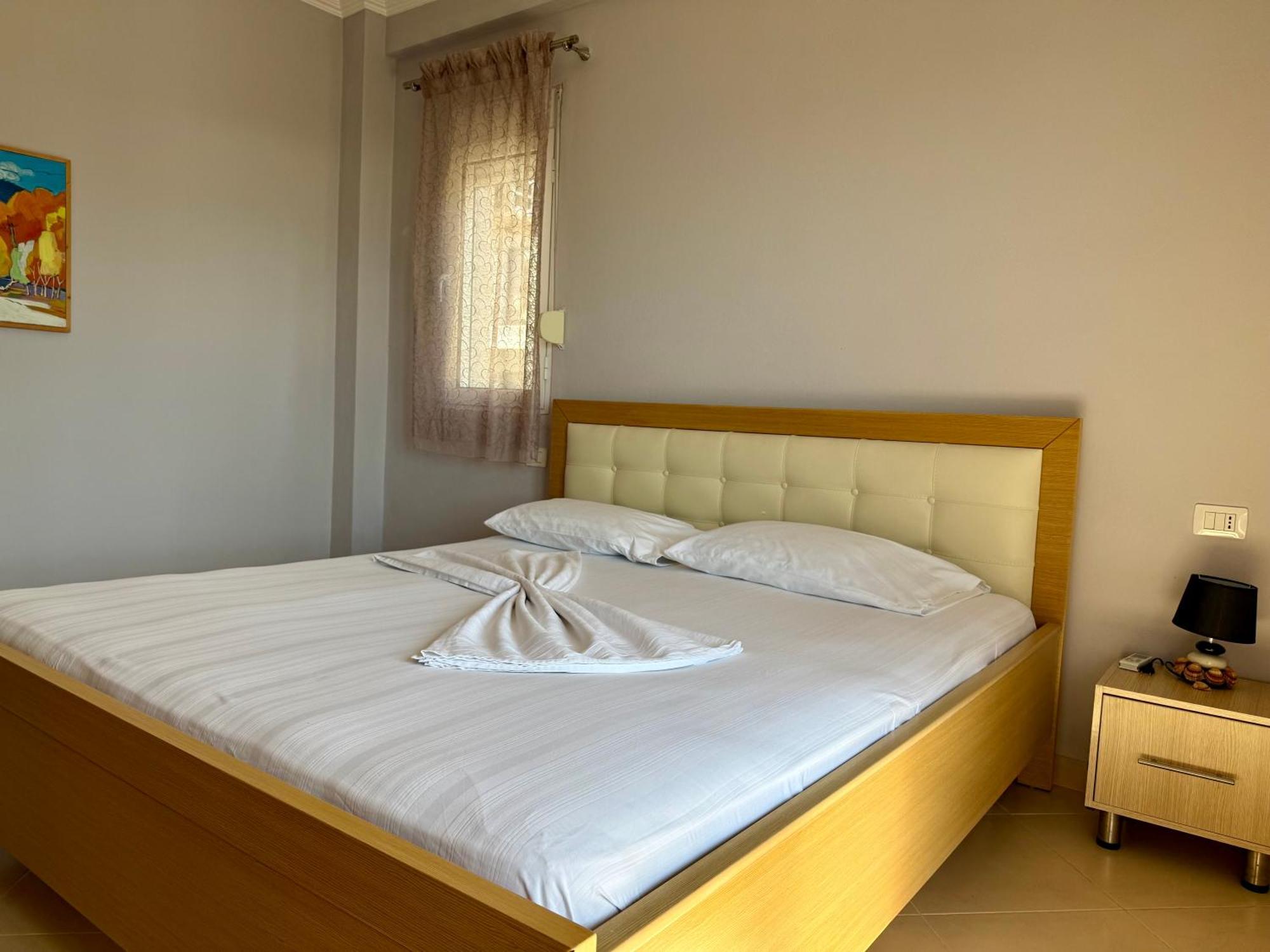 Spectacular Seaview Apartment Vlore Luaran gambar