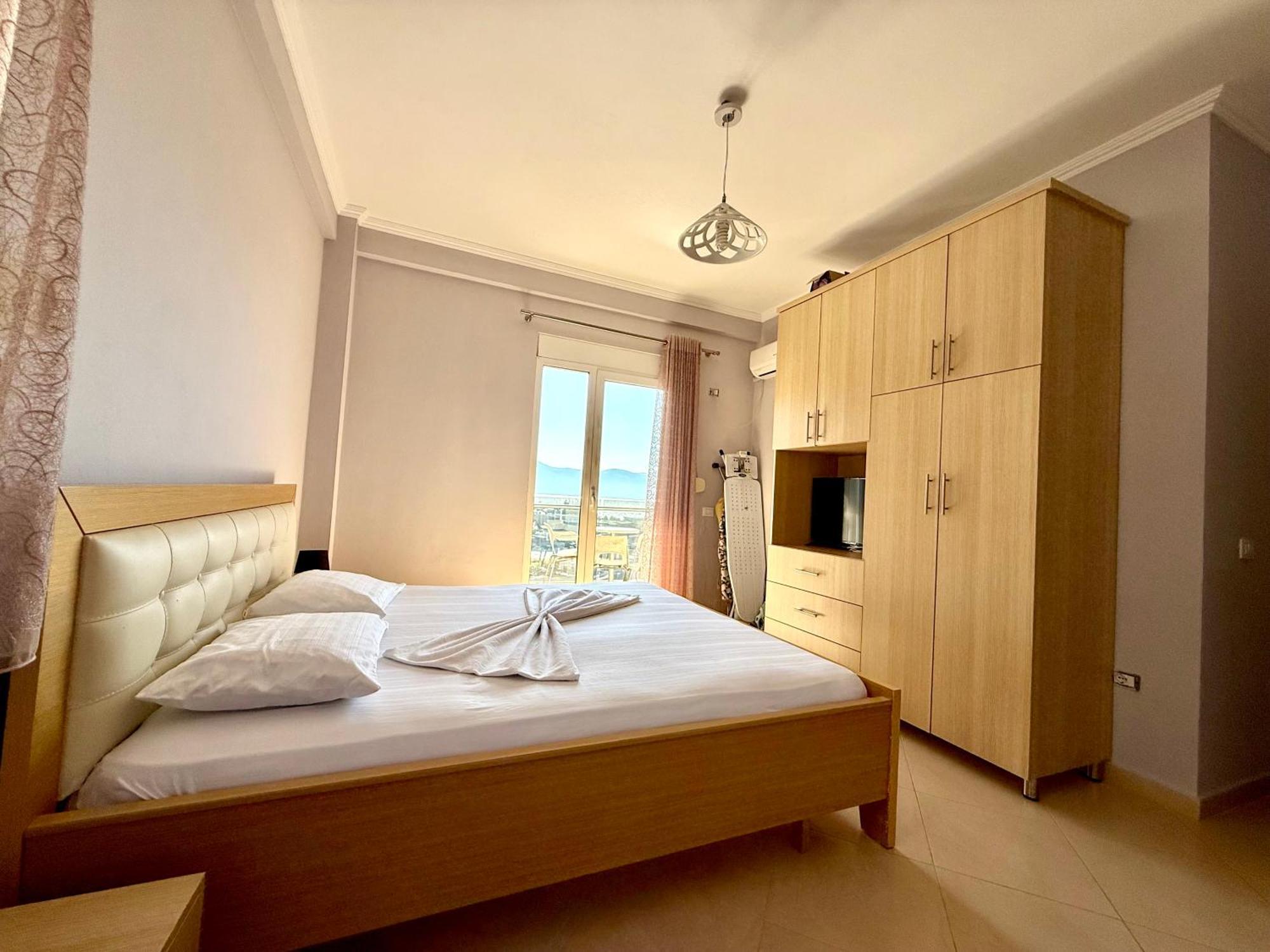 Spectacular Seaview Apartment Vlore Luaran gambar