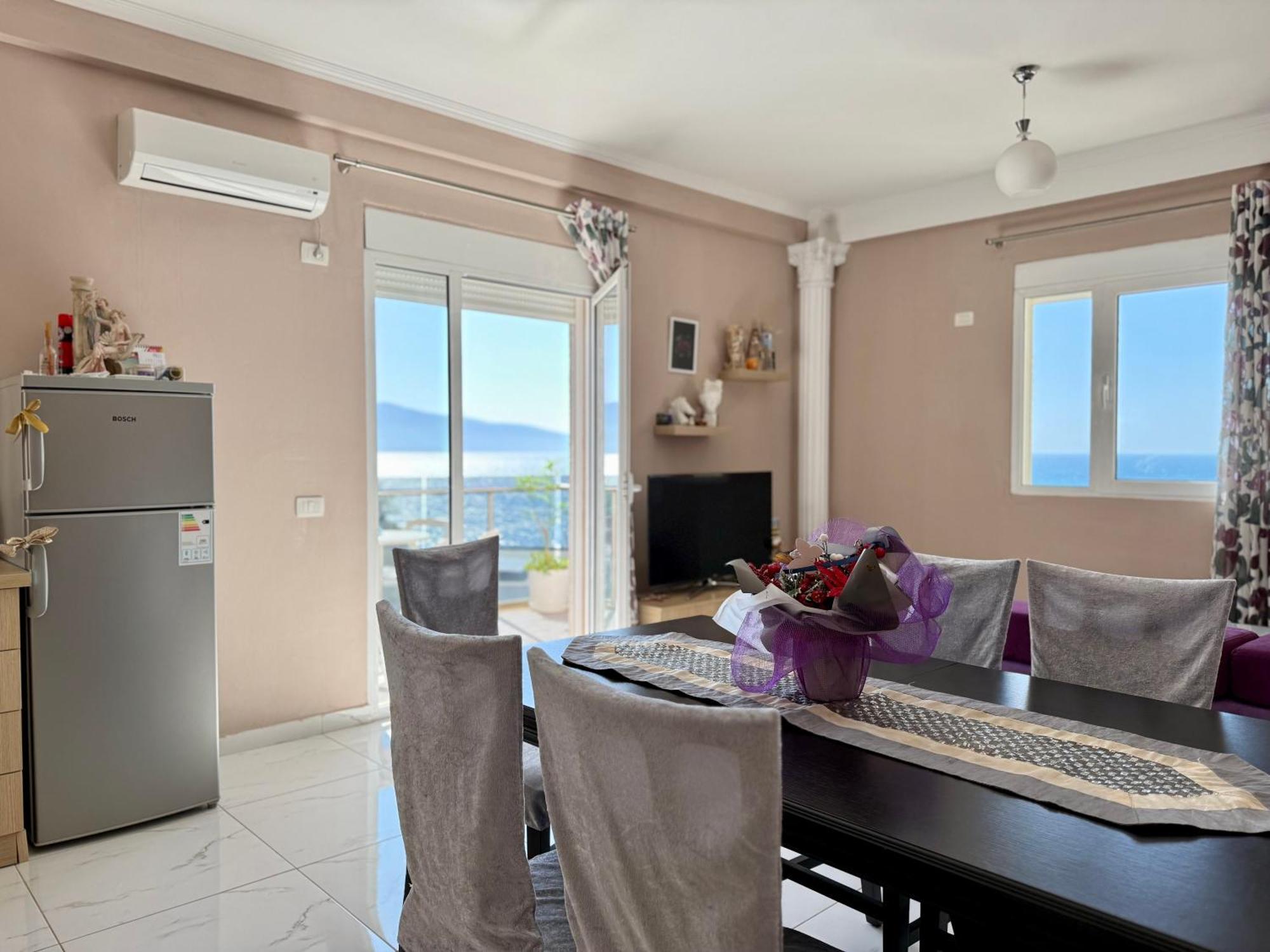 Spectacular Seaview Apartment Vlore Luaran gambar